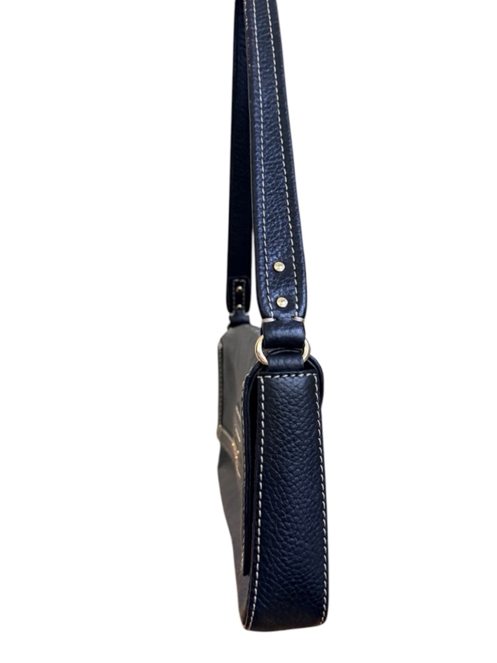 Kate Spade pebbled leather shoulder bag with white stitching and silver hardware - Picture 4 of 9